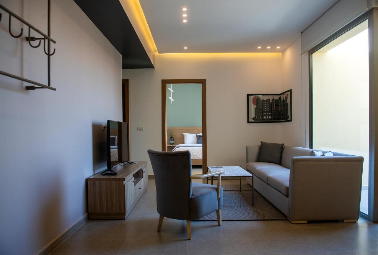 Zur Studios And Suites Beirut Esterno foto